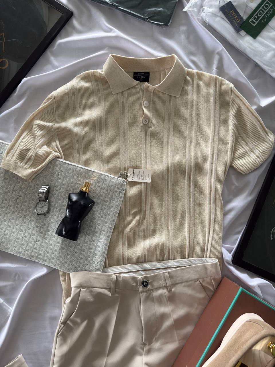 Old Money Summer Look – Beige Polo & Cream Trousers Set
